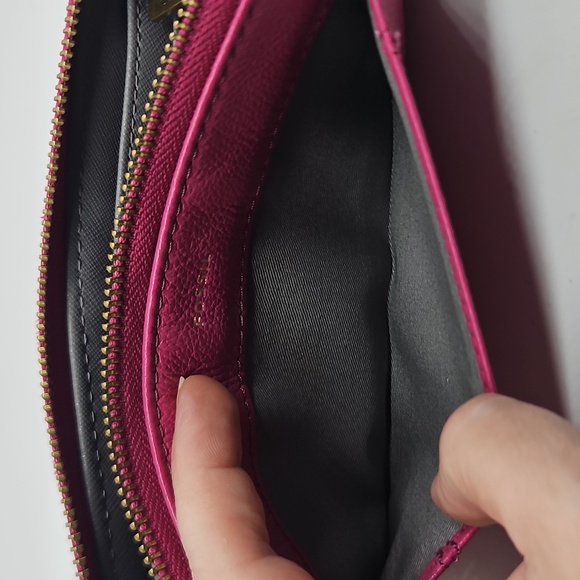 Fossil Jori Wristlet Wallet EUC! - Picture 7 of 9